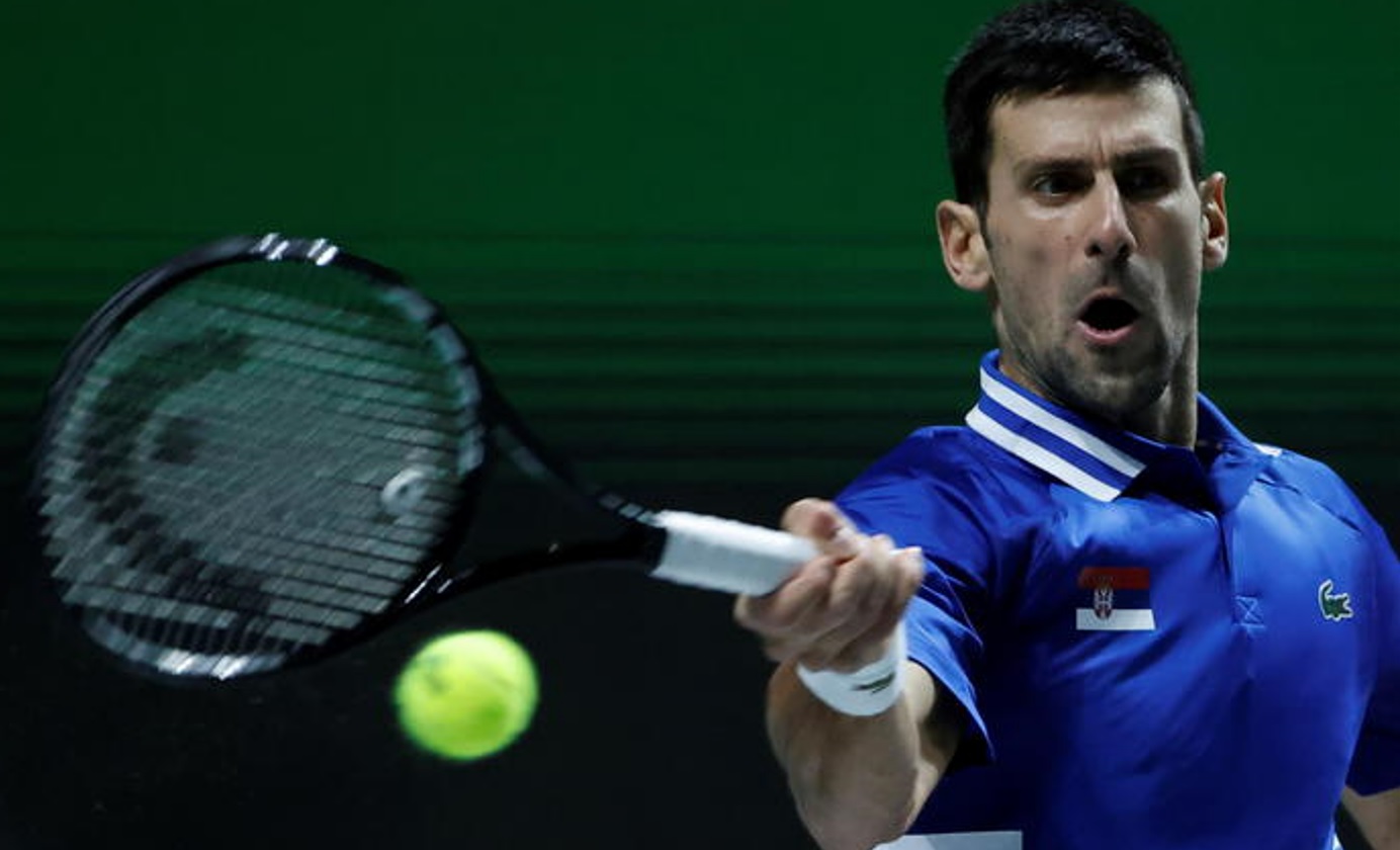 Roland Garros, Djokovic vola in semifinale: battuto Khachanov