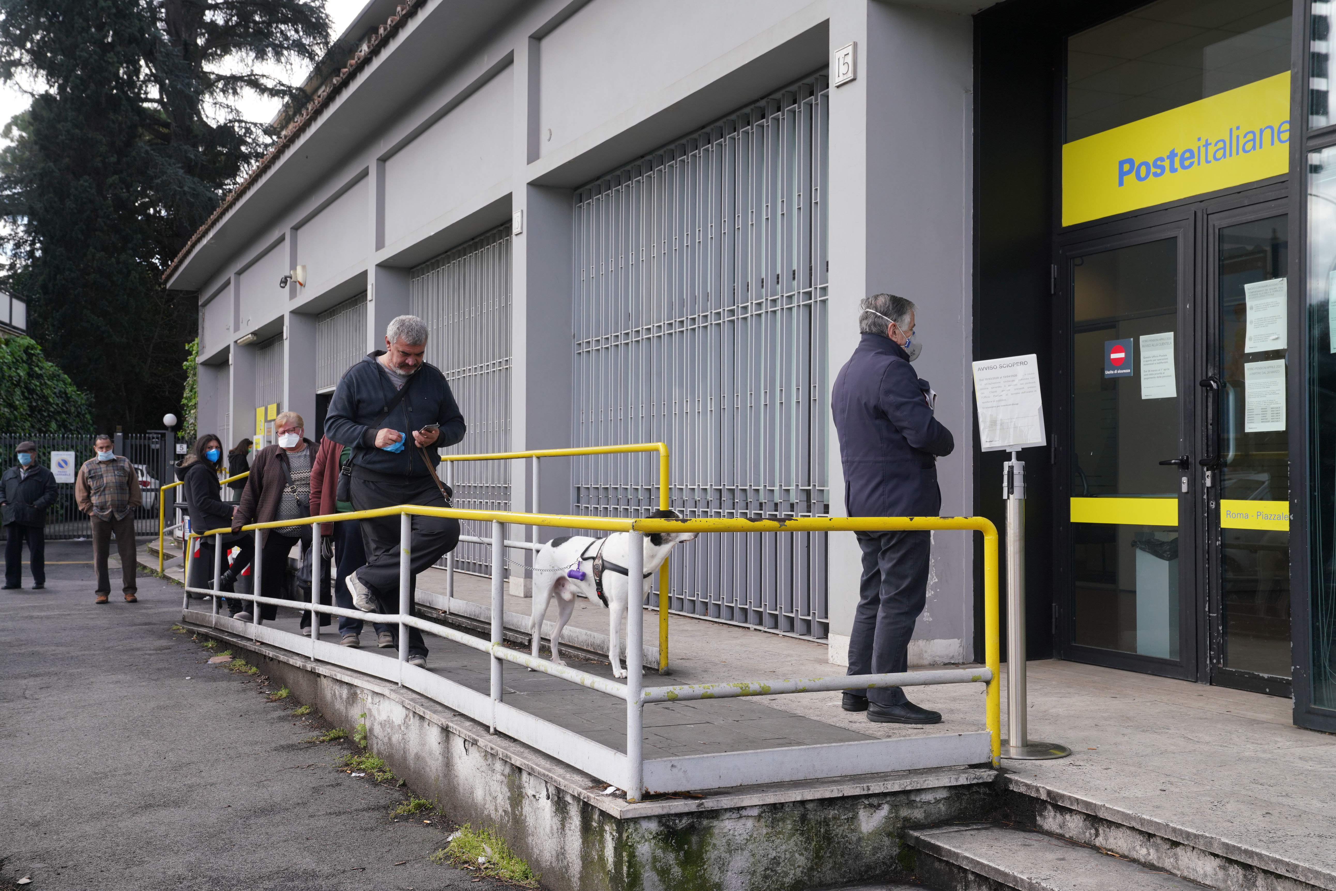 Inps, gli aumenti delle pensioni per il 2022: la guida