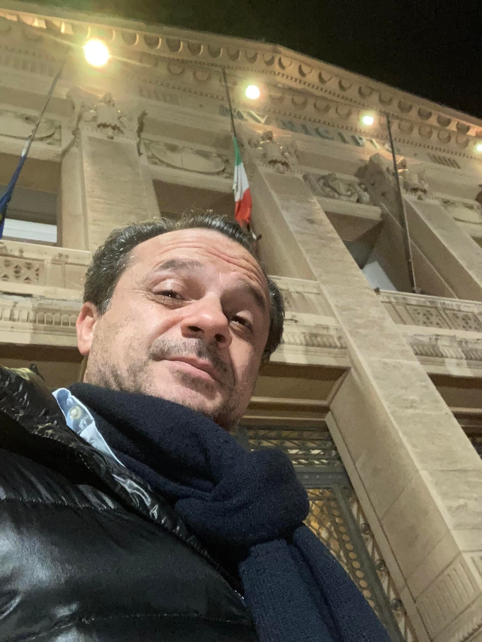 Messina, dimissioni e candidato sindaco giornate decisive per De Luca