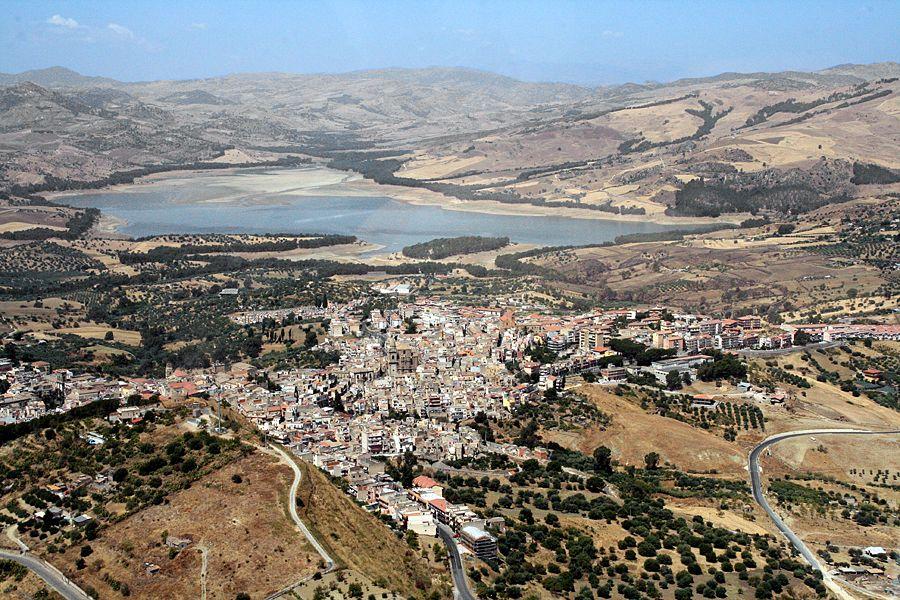 Strade, decoro urbano e turismo ecco le tre priorità per Regalbuto