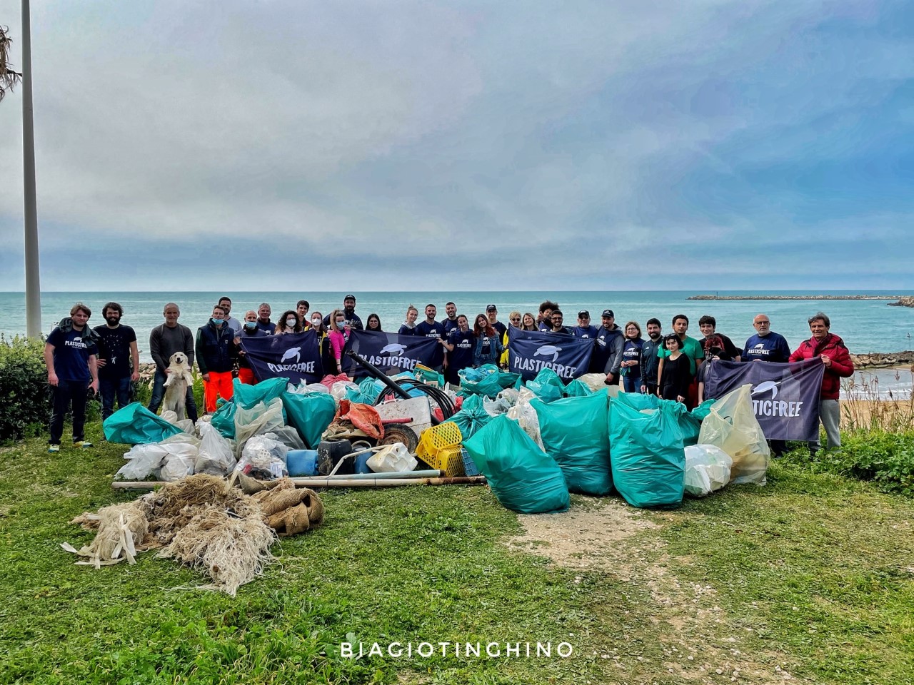 Scoglitti è plastic free: ripulite le spiaggette