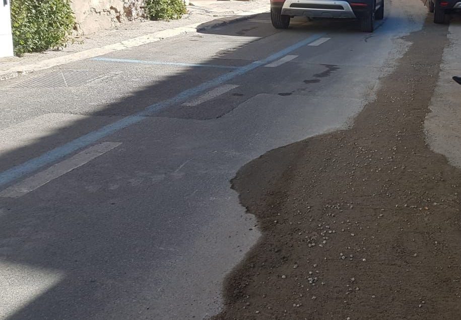 A Gela troppe strade colabrodo, ora il Comune fa la voce grossa