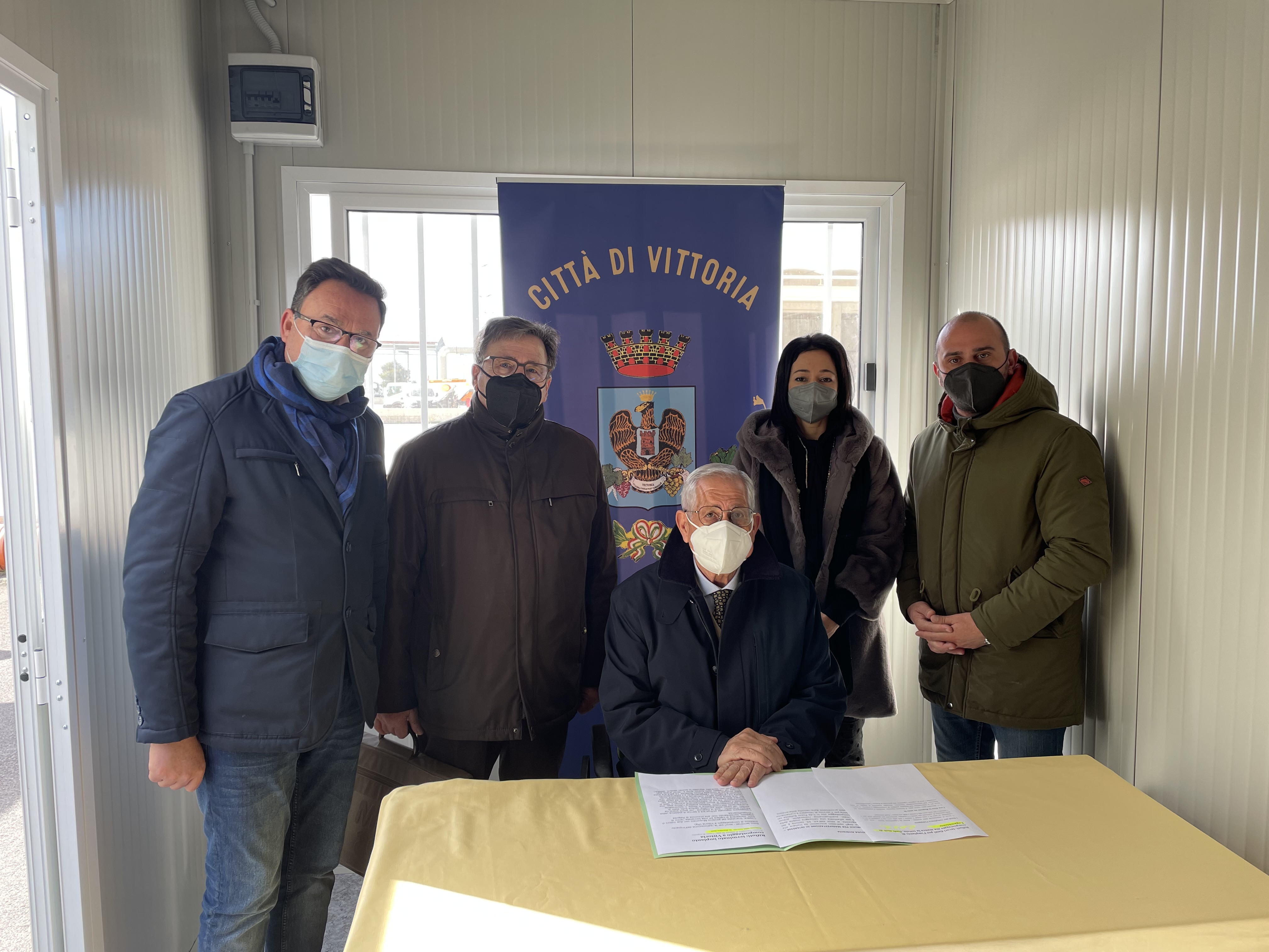 Vittoria, una tettoia blocca l’impianto di compostaggio