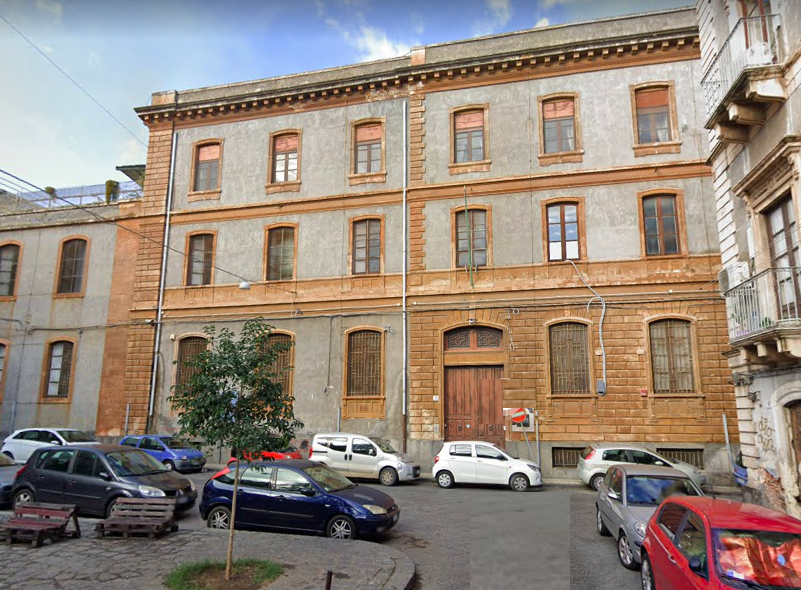 Lavori nell’ex Manifattura Tabacchi: chiude corsia di via Garibaldi