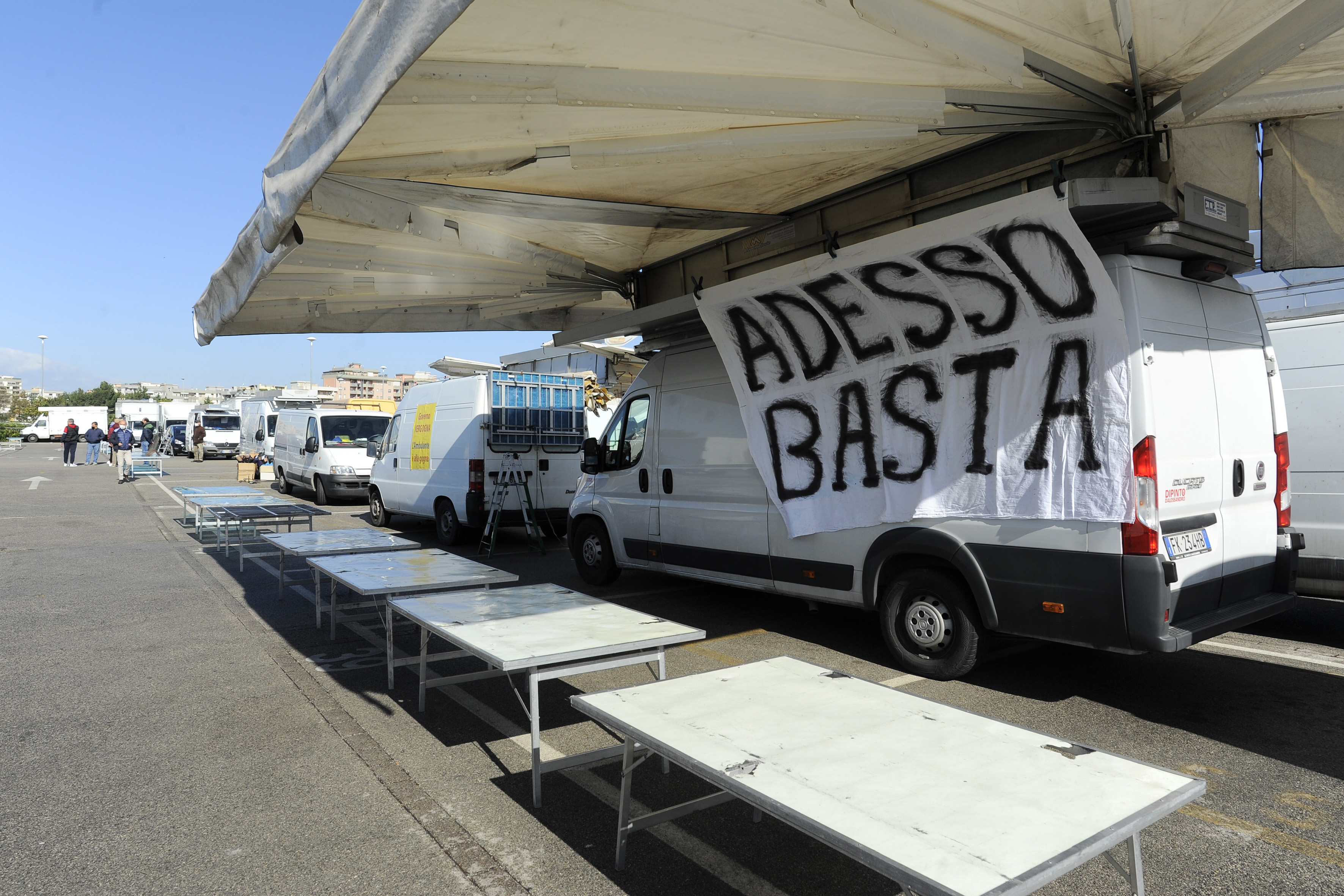 Sciopero trasporti e caro gasolio, la doppia beffa degli ambulanti siciliani