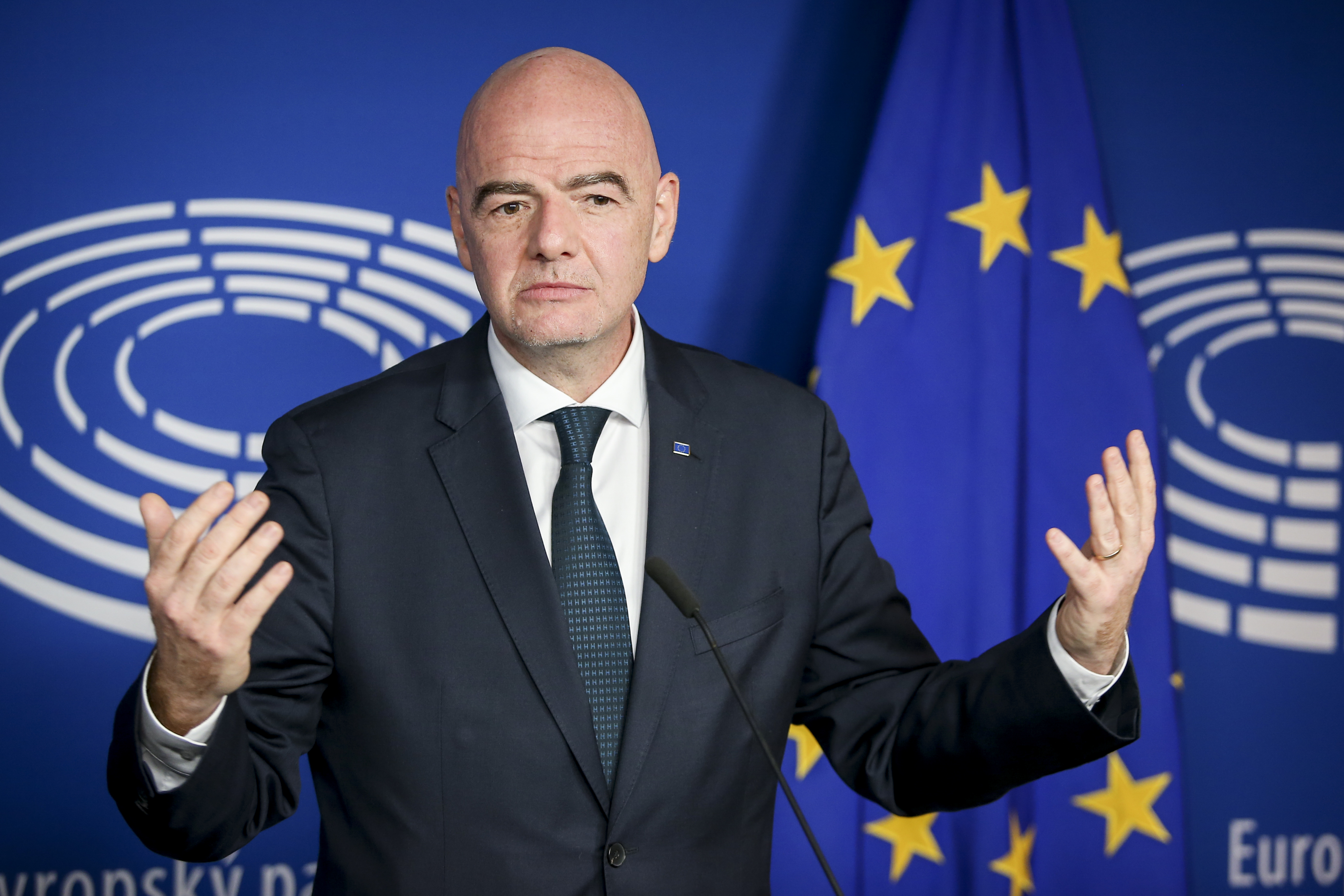 Fifa e Uefa, Russia sospesa da tutte le competizioni calcistiche internazionali