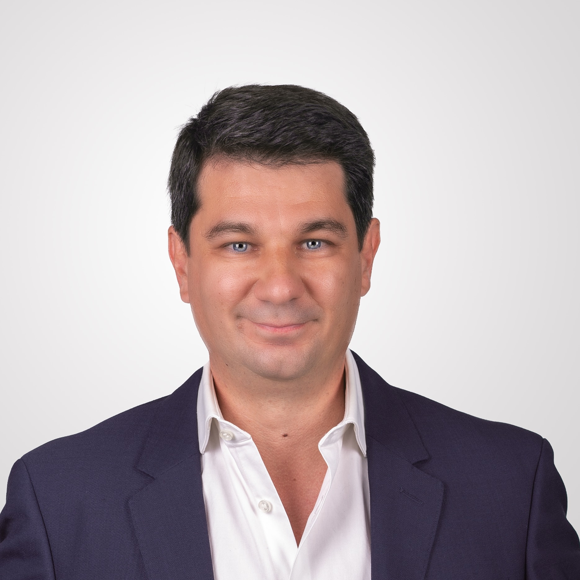 La destra riaccende la “fiamma”: rinasce Italiavvenire