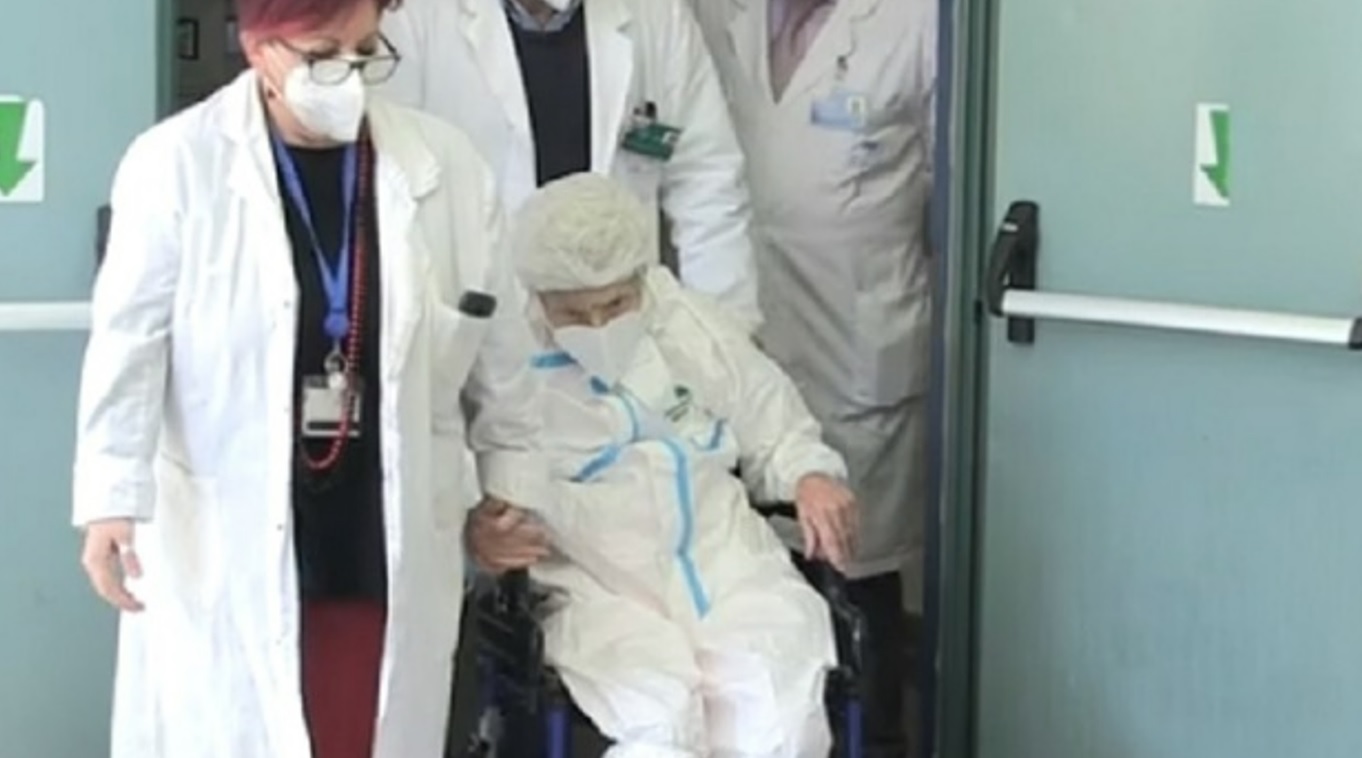 Nonna centenaria guarisce dal Covid, dimessa dall’ospedale civico di Partinico