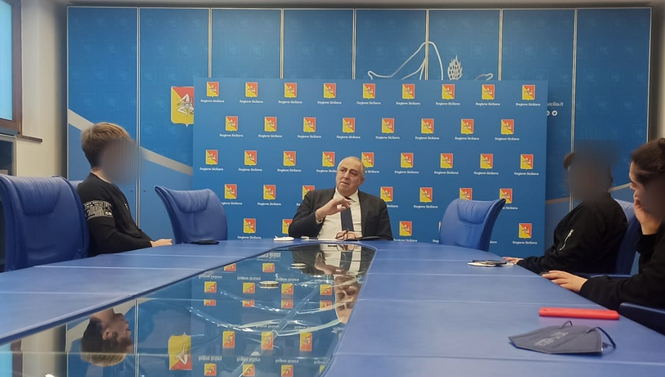 Palermo, corteo studenti, l’assessore Lagalla incontra una delegazione