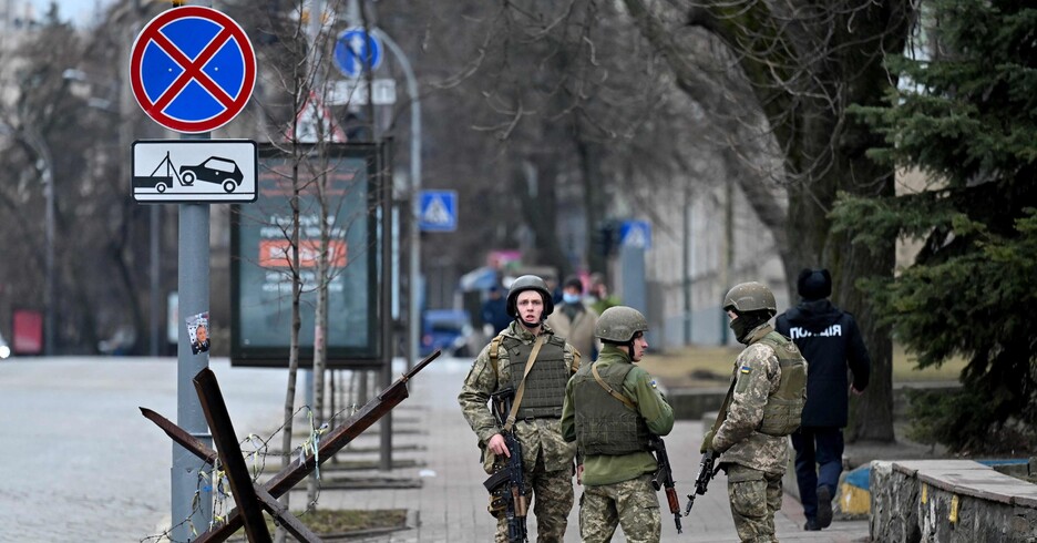 Guerra Ucraina, tregua fino alle 21 per evacuare i civili. Mosca, “Reagiremo alle sanzioni” Guerra Ucraina, tregua fino alle 21 per evacuare i civili. Mosca, “Reagiremo alle sanzioni”