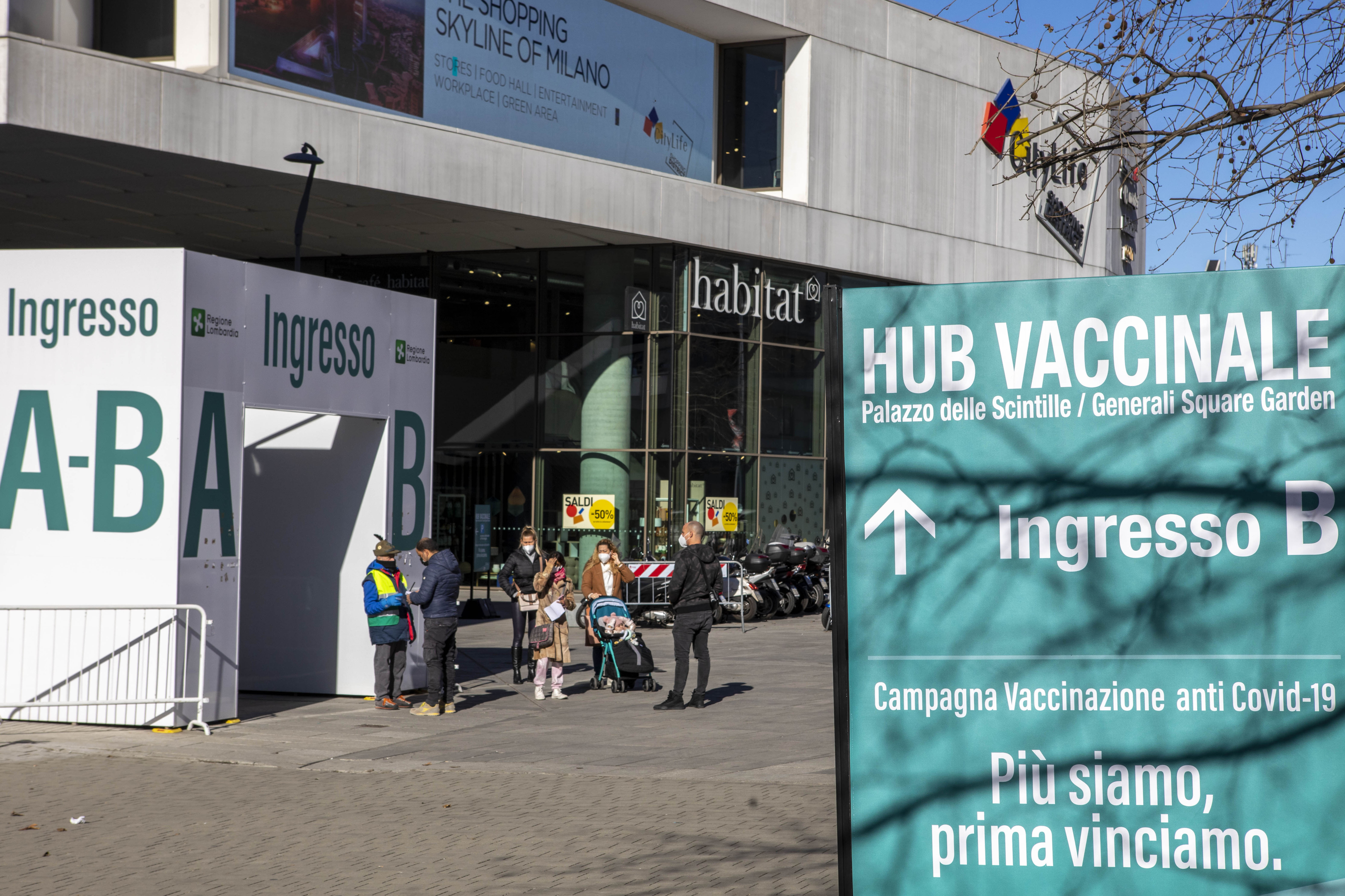 Aifa, “Non ci sarà quarta dose ma richiamo annuale”, in arrivo nuovi vaccini