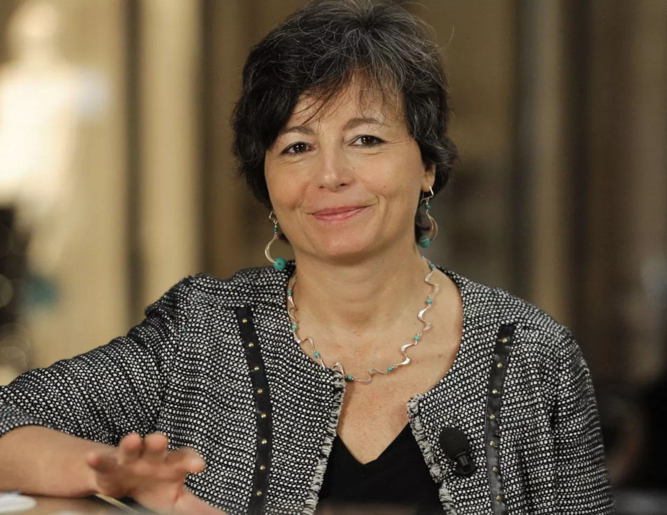 La scienza è più adatta agli uomini, basta falsità