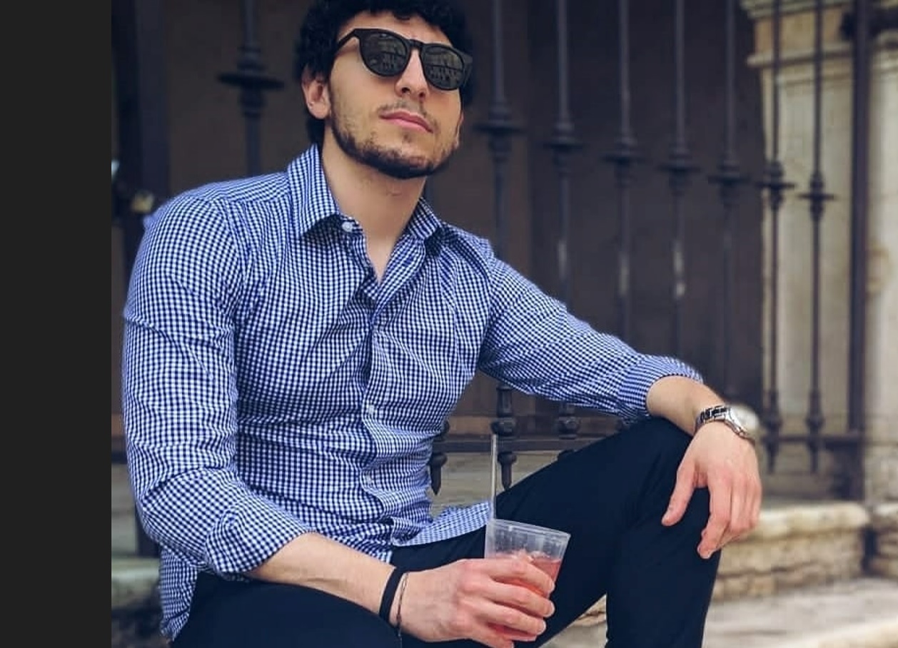 Avvocato 26enne di Sant’Agata di Militello trovato morto in casa, è giallo