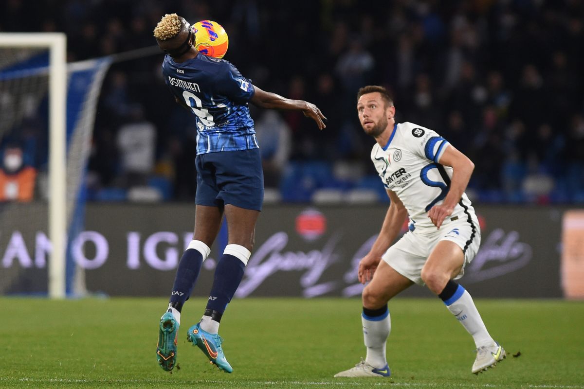 Dzeko risponde a Insigne, tra Napoli e Inter finisce 1-1 Dzeko risponde a Insigne, tra Napoli e Inter finisce 1-1