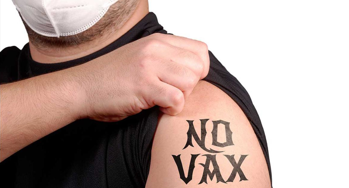 No vax in Sicilia, “Le 3 categorie dei male informati, radical chic e ostili”