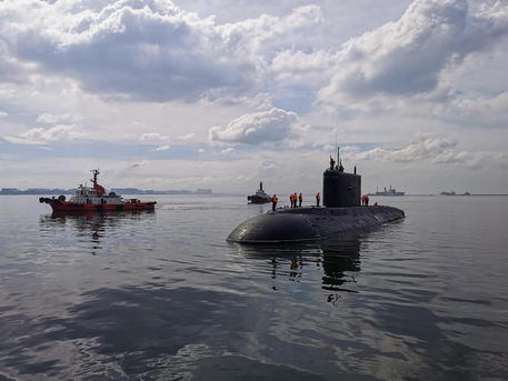 Guerra in Ucraina, siluro inesploso in spiaggia a Messina, paura in Sicilia