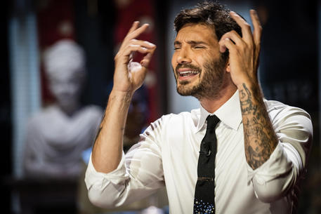 Stefano De Martino torna con “Stasera tutto è possibile”, le anticipazioni