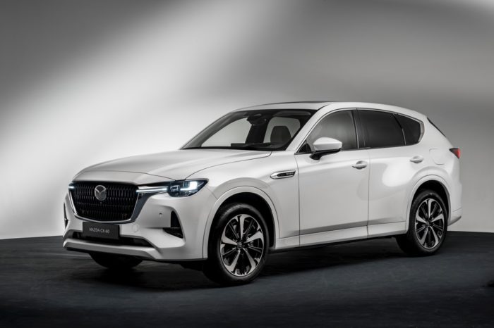 Mazda presenta la sua nuova CX-60 Phev