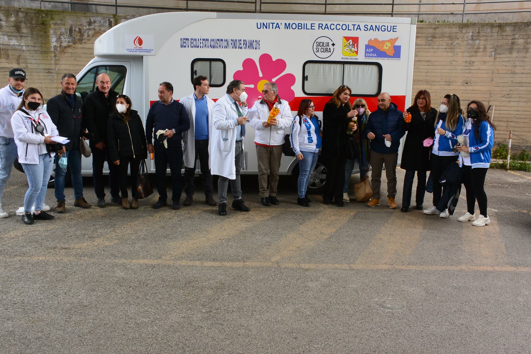 Enna, consegnate le autoemoteche alle associazioni Avis e Frates