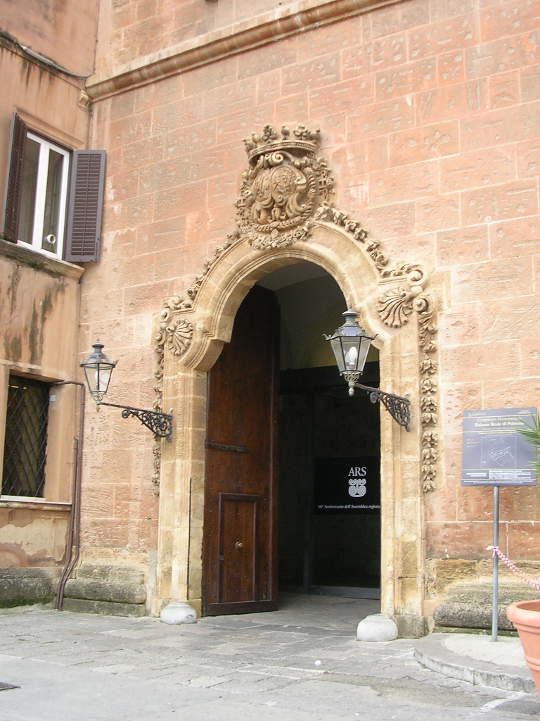 Attività produttive, disposizioni sul commercio