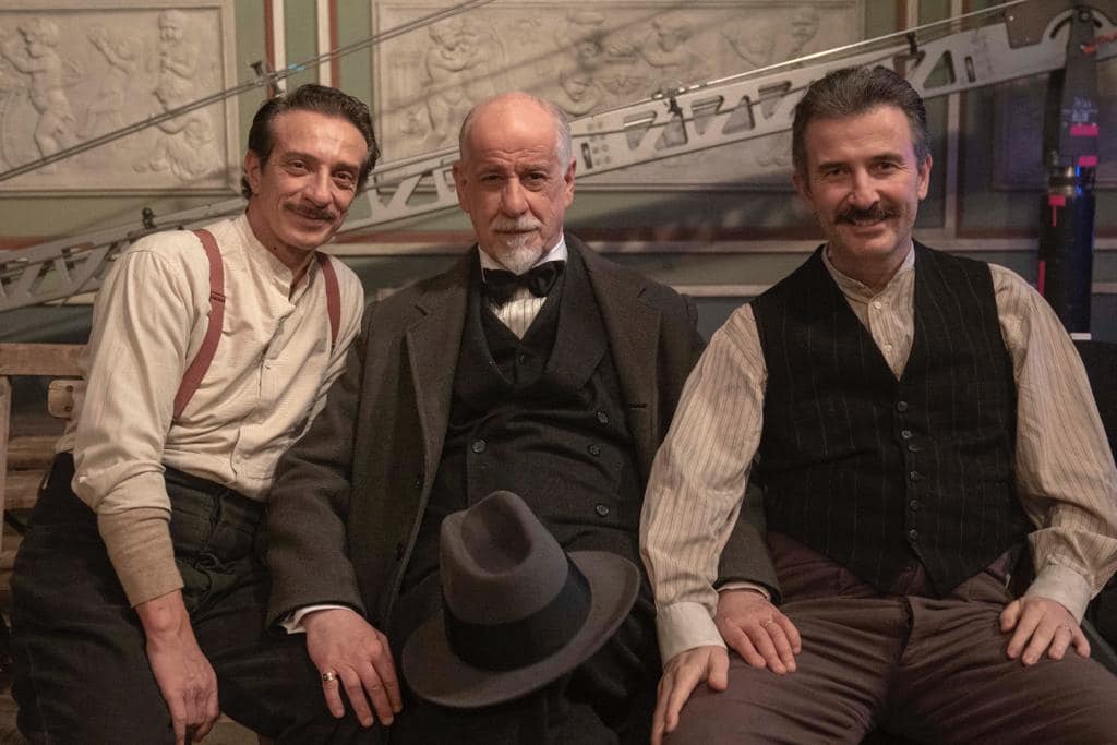 Ficarra e Picone con Toni Servillo sul set del film “La stranezza”, le Foto