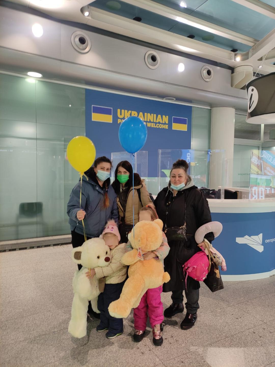 Covid e assistenza, screening in aeroporto per passeggeri ucraini