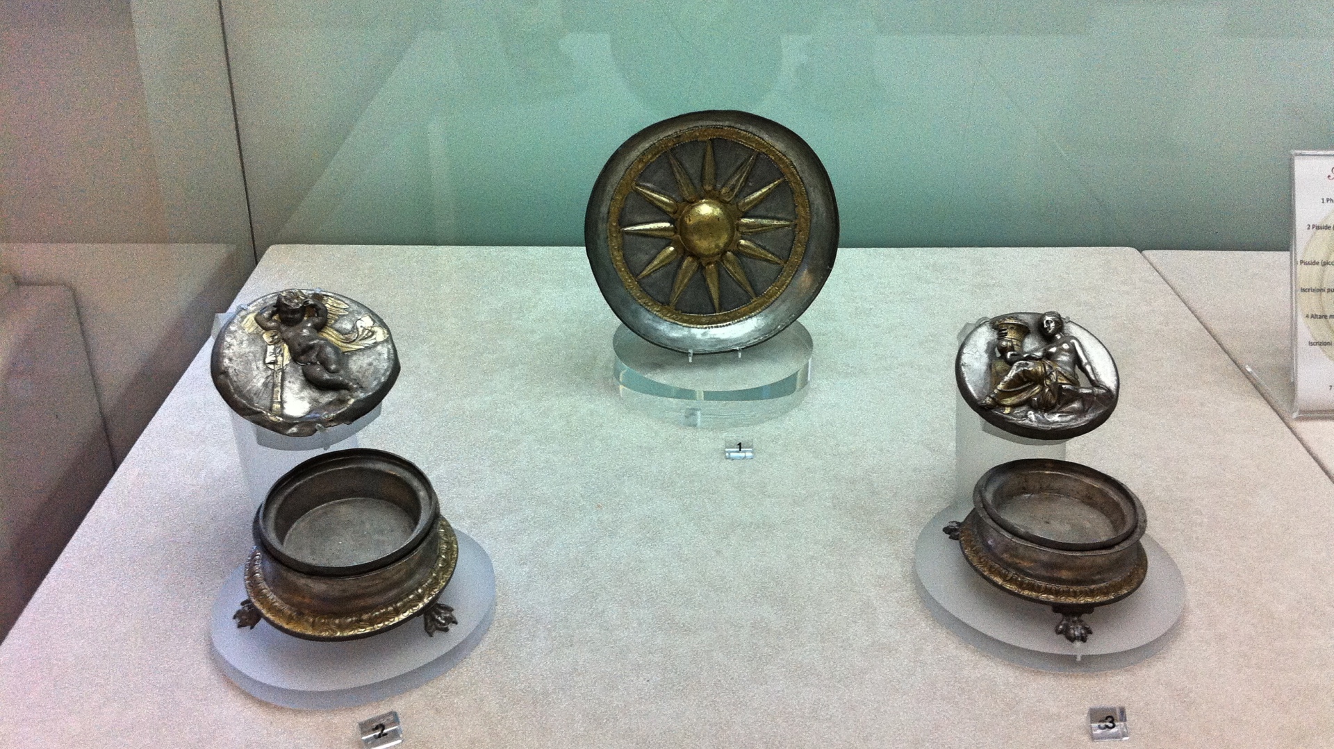 Gli argenti di Morgantina resteranno in Sicilia, New York sospende scambio