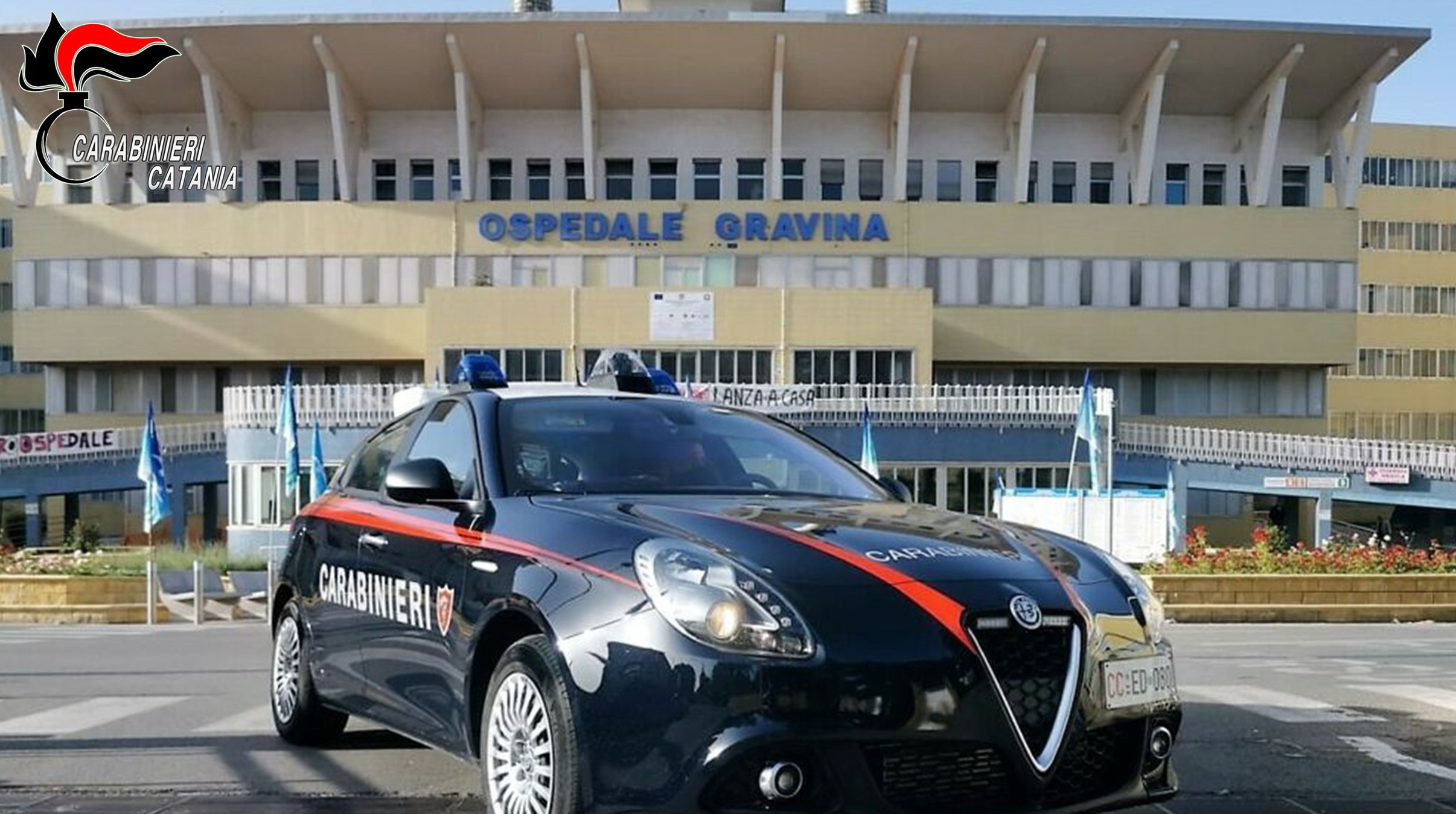 Caltagirone, trasportava ammalati con ambulanza non autorizzata: denunciato uomo di 47 anni