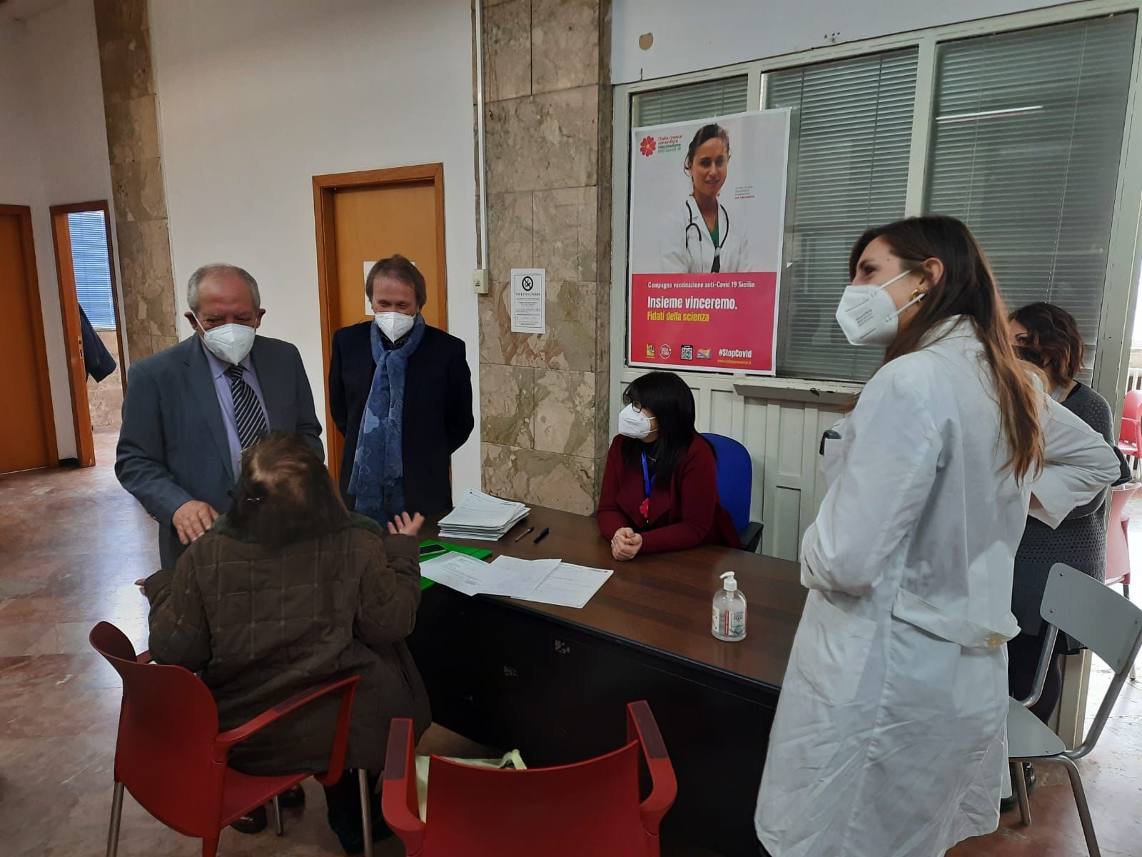 Catania, aperto hub in via Pasubio: c’è il vaccino Novavax