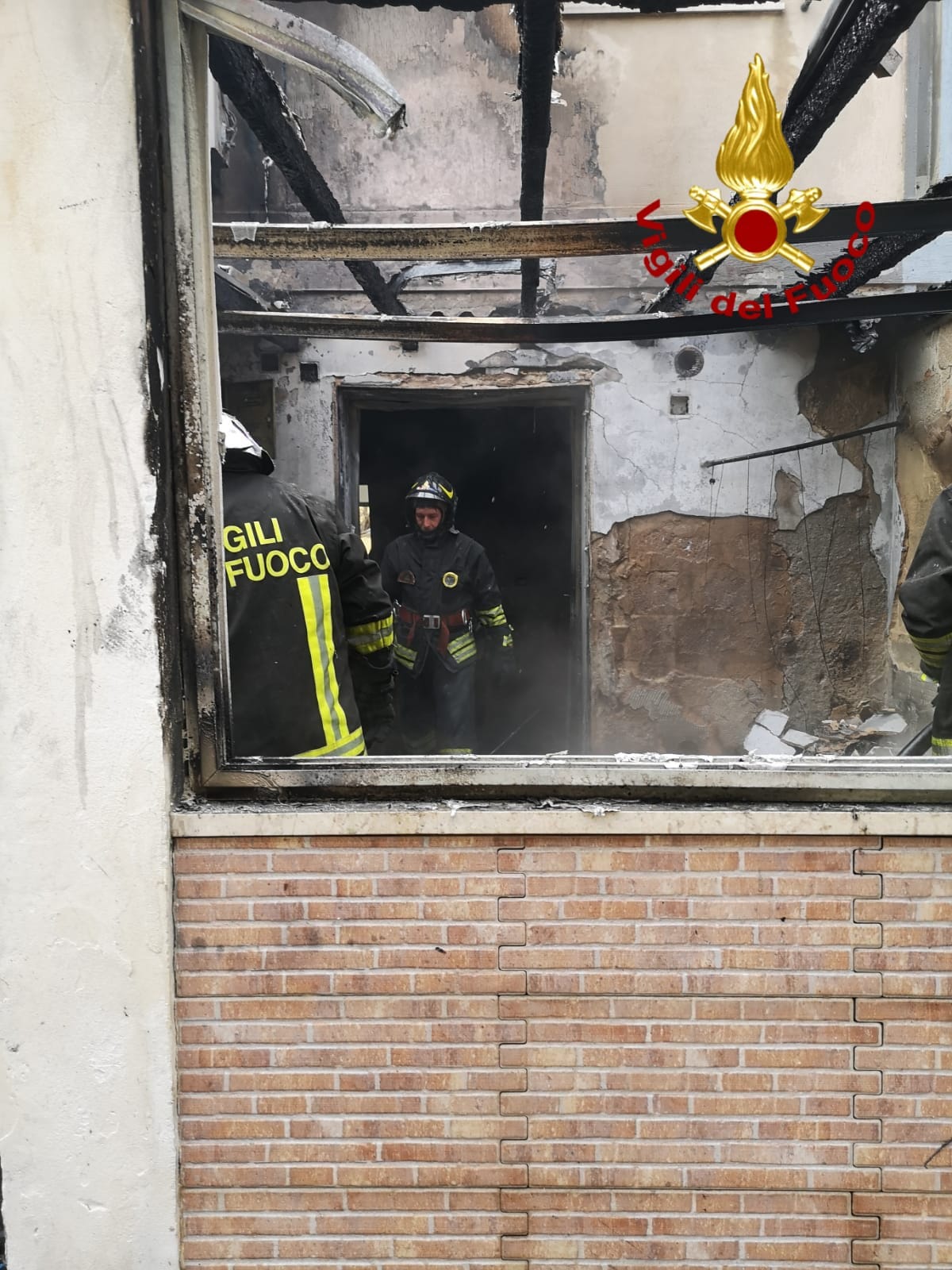 Esplosione a Ispica, 14enne in condizioni critiche: operato, è in terapia intensiva