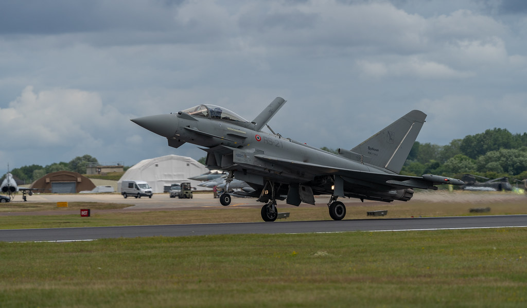 Guerra Ucraina, 8 aerei con militari italiani in Romania, la missione