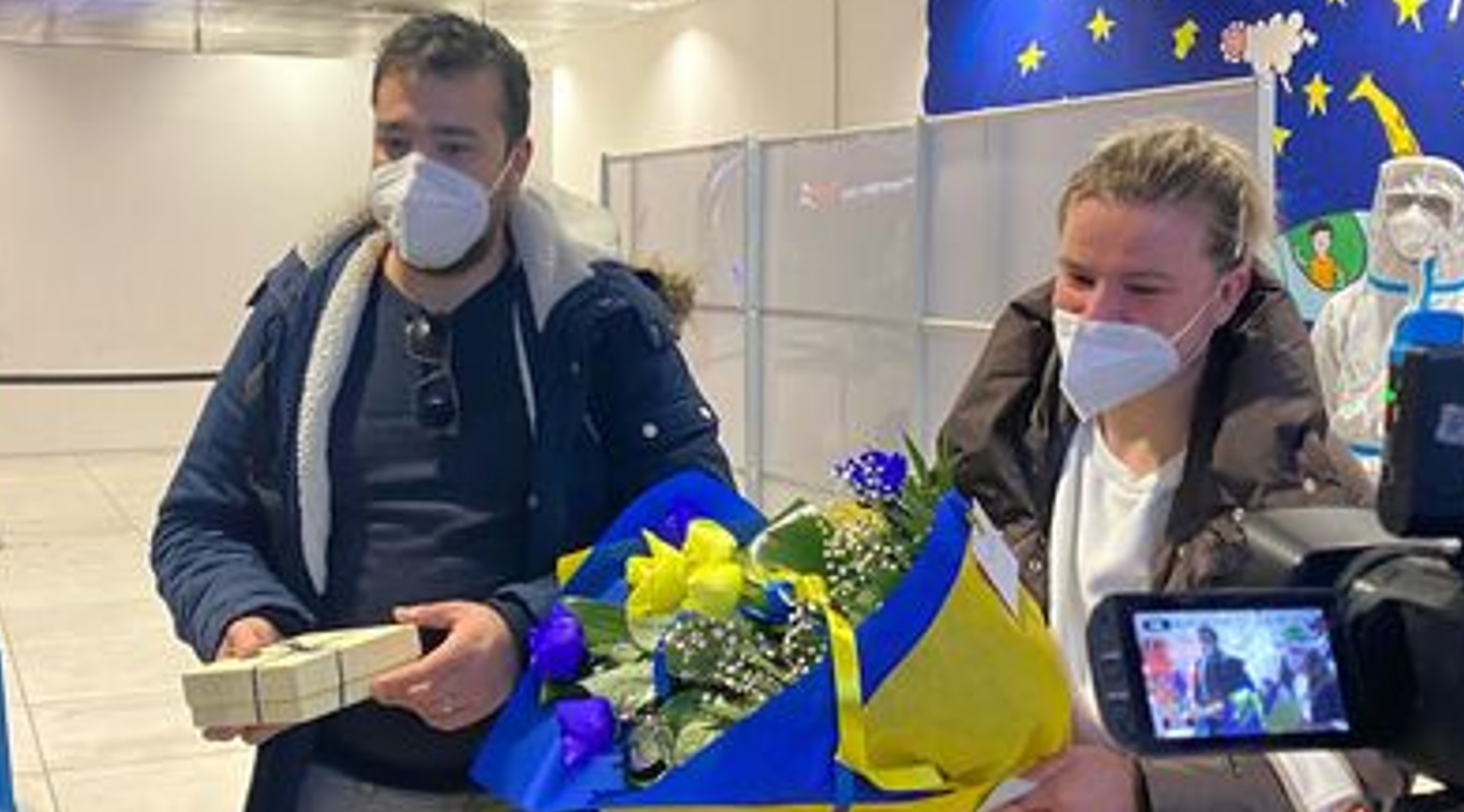 Rientro in Sicilia per Giovanni Bruno, fuggito dall’Ucraina con la famiglia: “Siamo salvi”