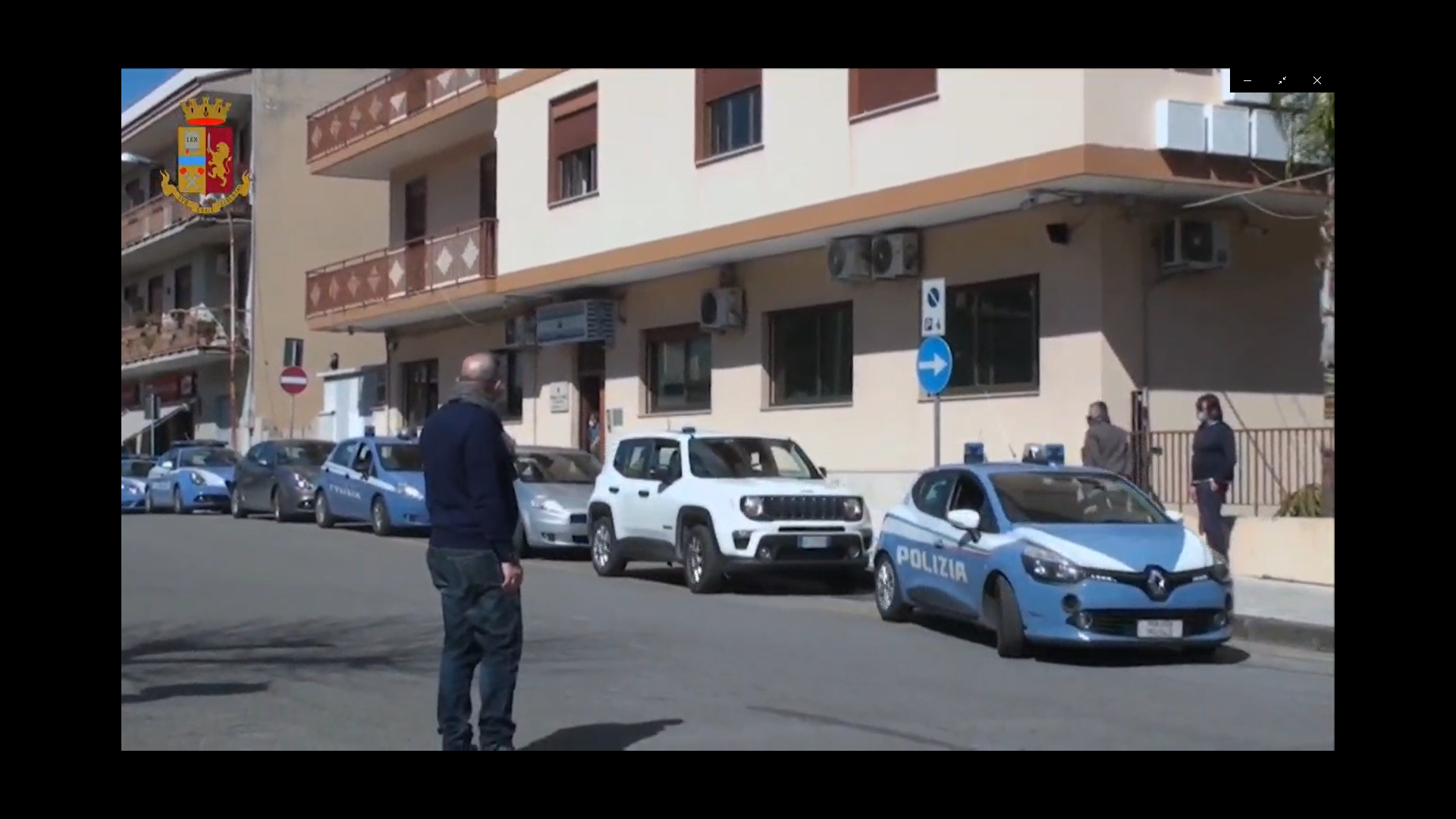 Permessi di soggiorno falsi, 8 arresti a Barcellona Pdg, coinvolti insospettabili Permessi di soggiorno falsi, 8 arresti a Barcellona Pdg, coinvolti insospettabili