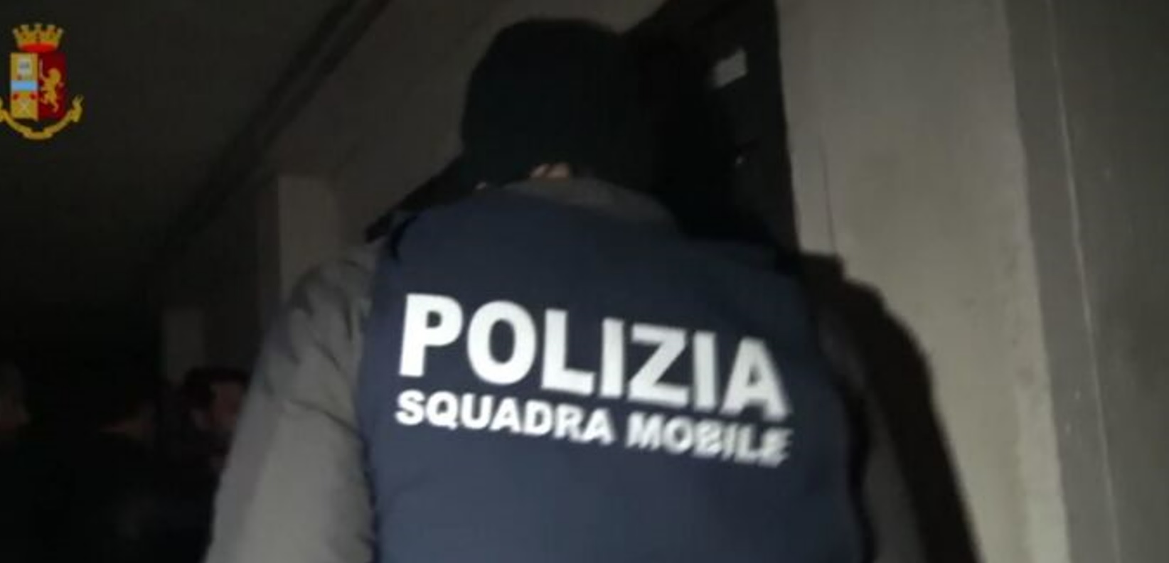 Droga, scatta l’operazione “Mezzaluna” nel quartiere di San Giovanni Galermo: arresti