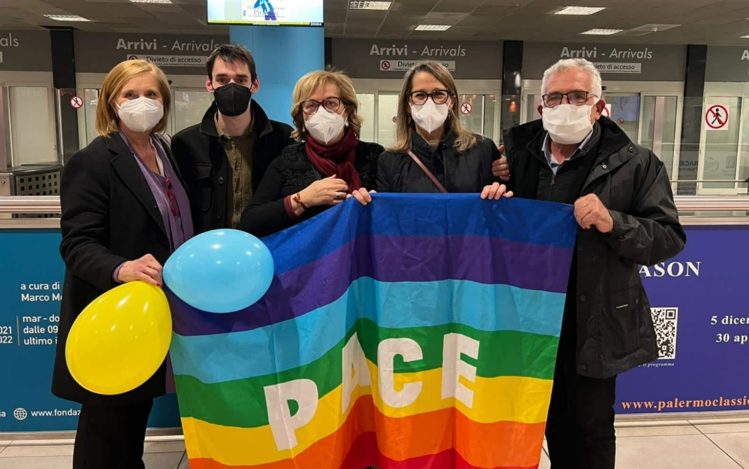 Palermo, è arrivato il giovane disabile Sasha in fuga dall’Ucraina