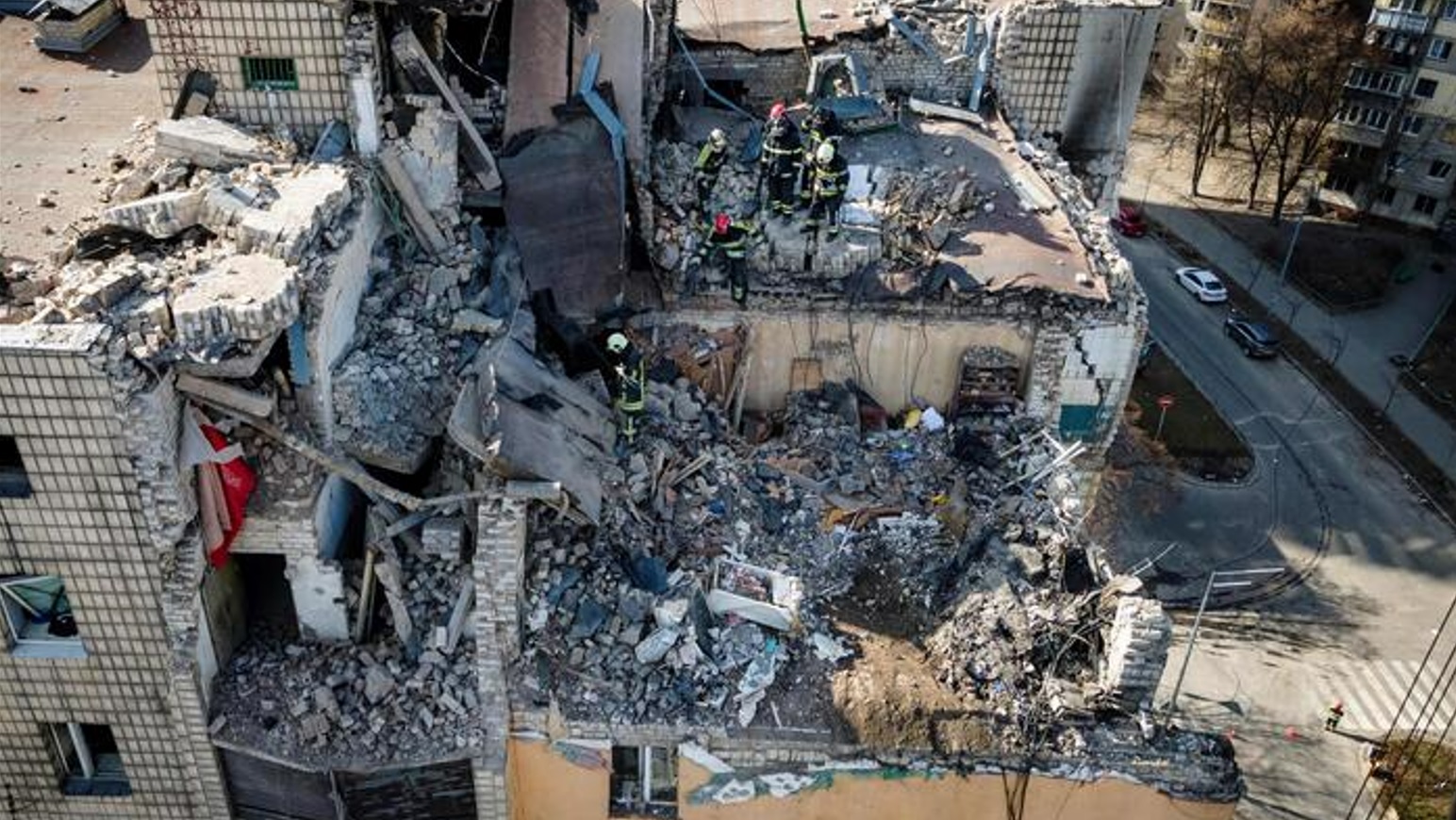 Guerra Ucraina, Kiev: “Bombe al fosforo su regione Lugansk, ci sono morti”