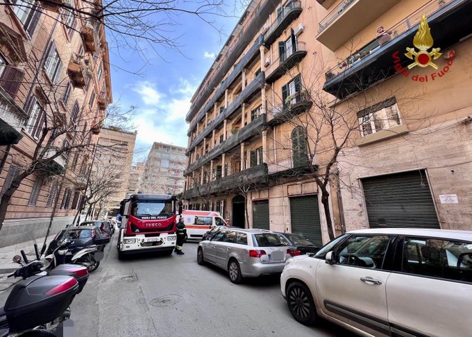 Calcinacci le fanno cadere armadio addosso, morta anziana a Palermo