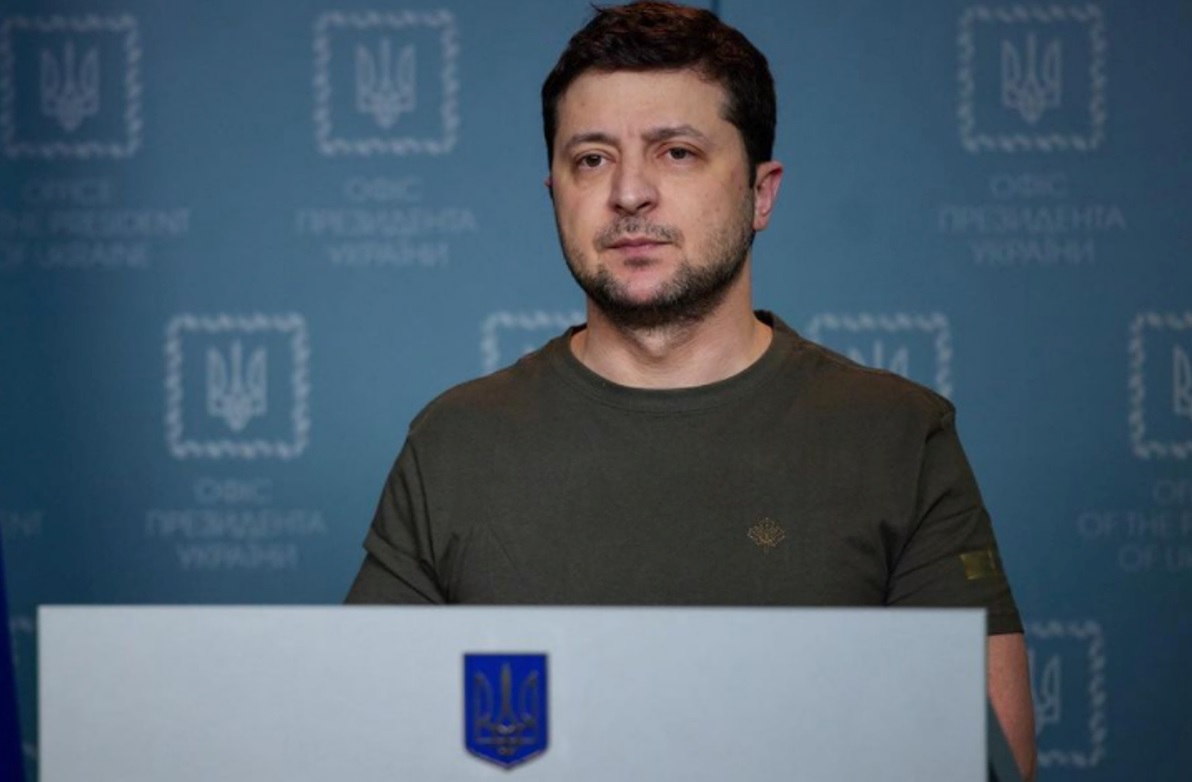 Ucraina, Zelensky “Esercito sia pronto al confine con la Bielorussia”