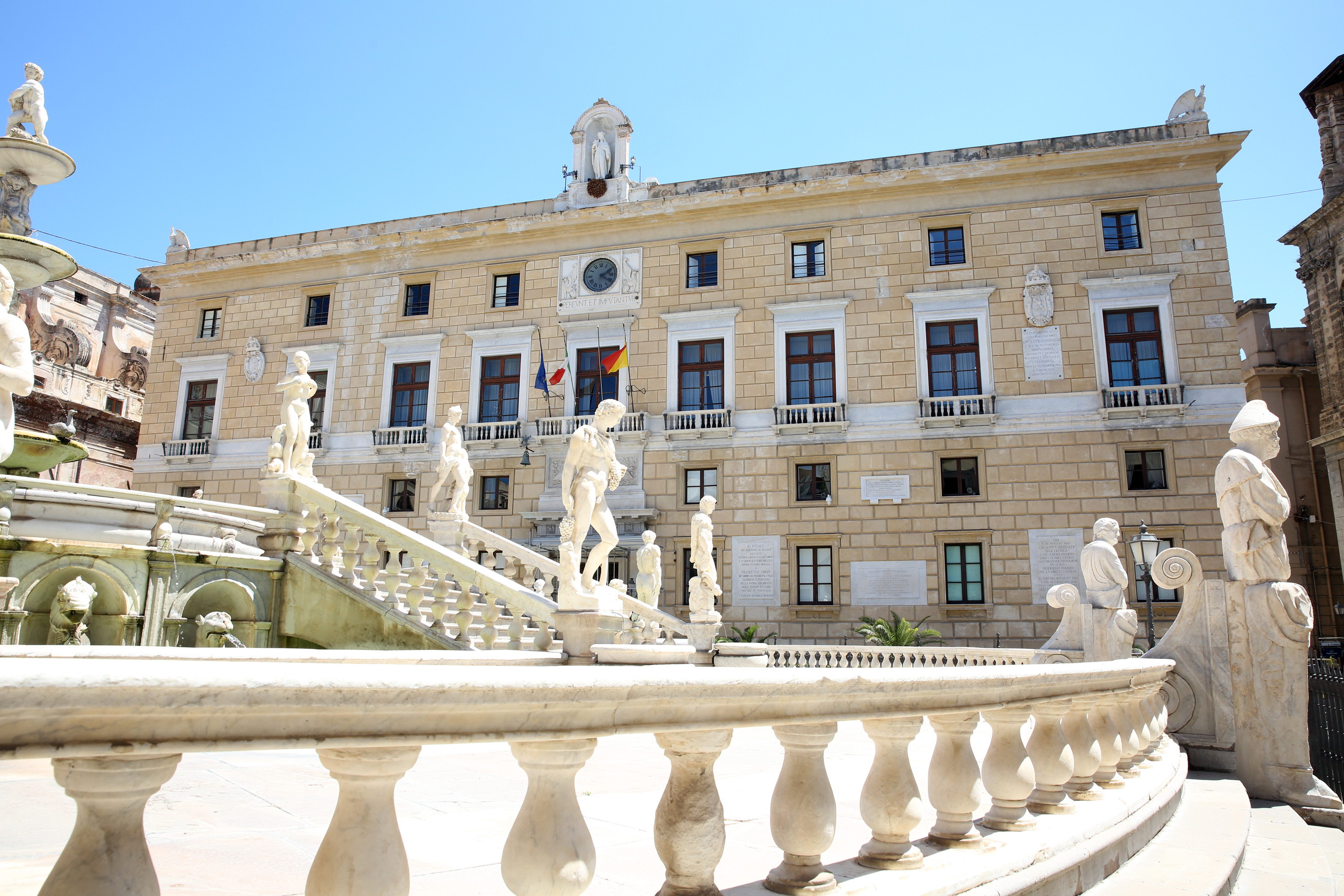 Palermo, l’accordo tra Comune e Stato accende lo scontro fra dirigenti