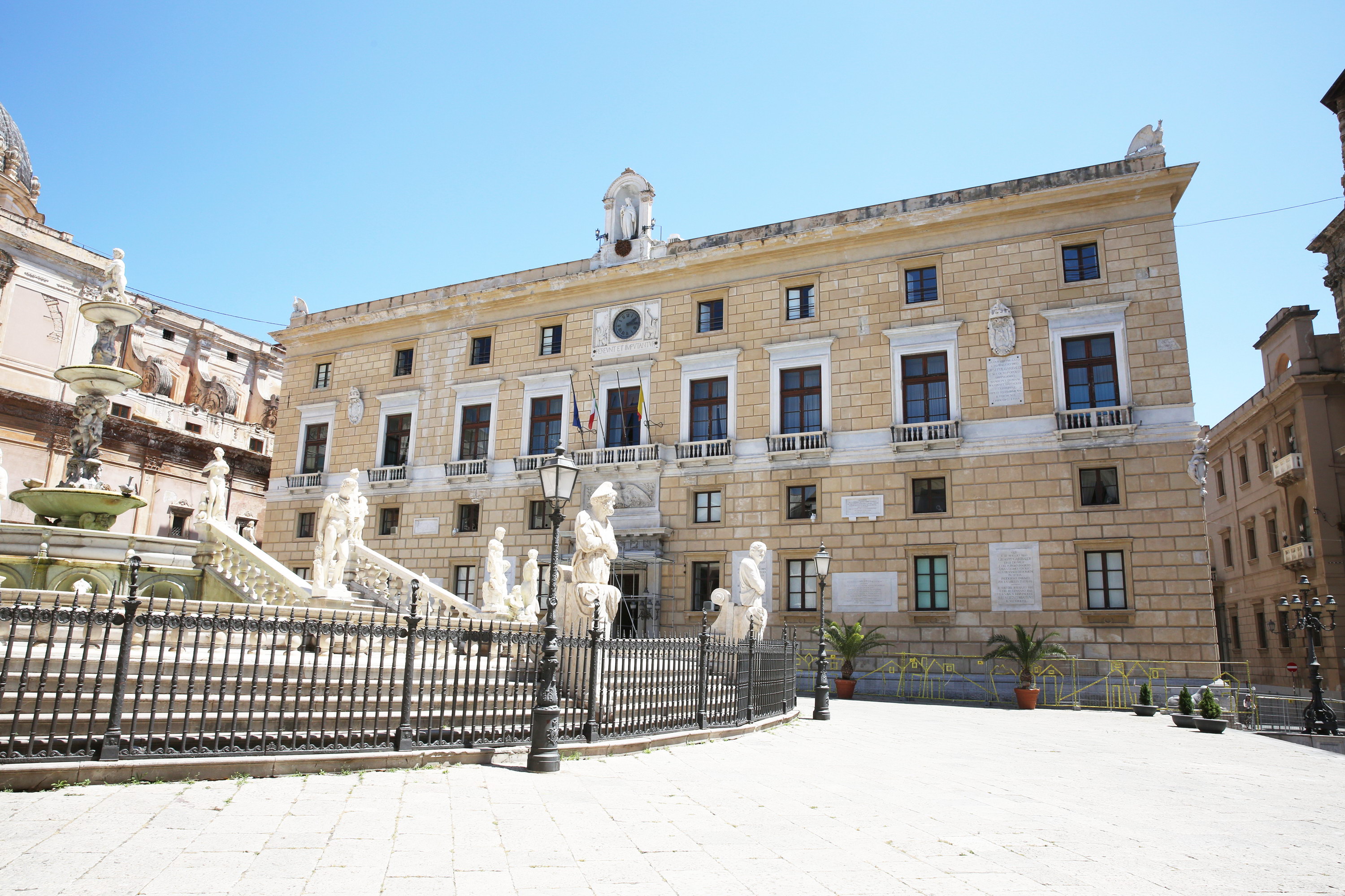 Palermo, bocciatura aliquote Irpef, così torna lo spettro del default