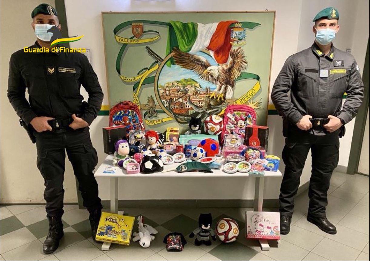 GdF Palermo sequestra 24mila prodotti contraffatti, denunciato cinese