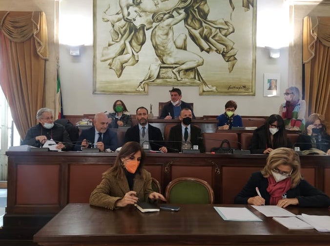 Rifiuti, aumento dei costi di discarica: Comuni verso nuova emergenza