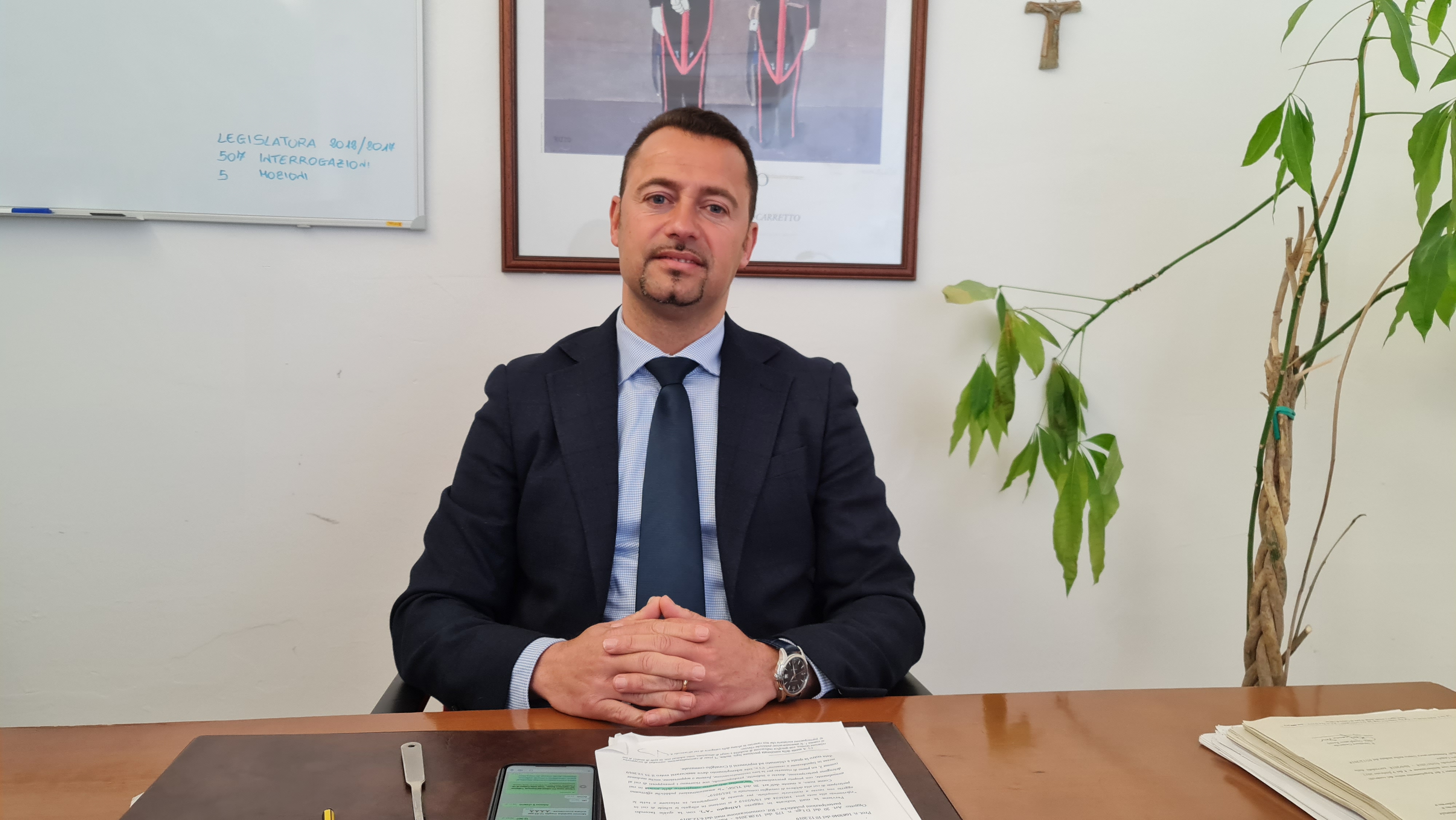 Sicilia, Schifani firma il decreto di nomina: ecco assessori e deleghe