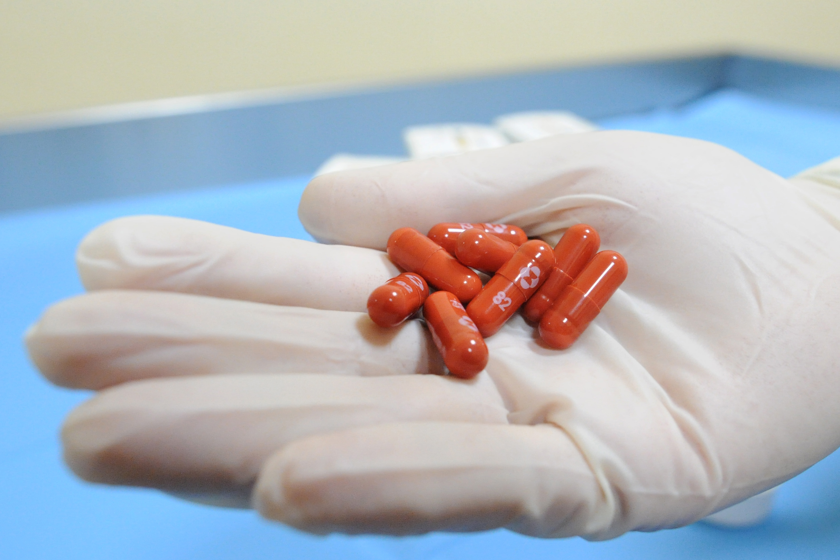 Covid, nuova variante Xf: mix tra Omicron e Delta, i sintomi