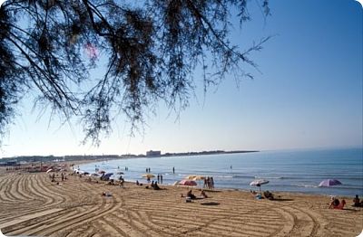 A fuoco il lido Sud: paura nella notte a Marina di Modica