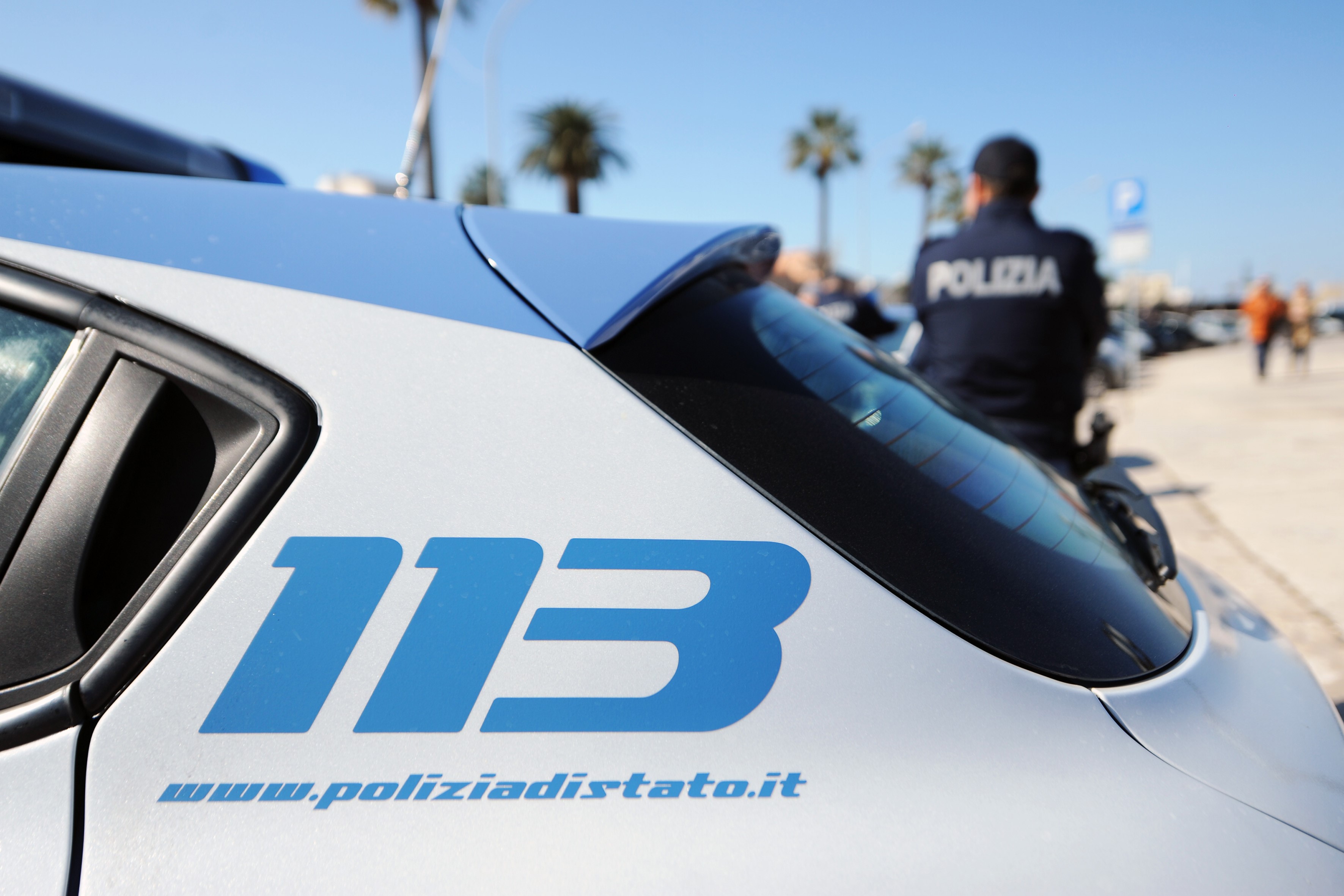 Grosseto, corriere trova cadavere di una donna per strada