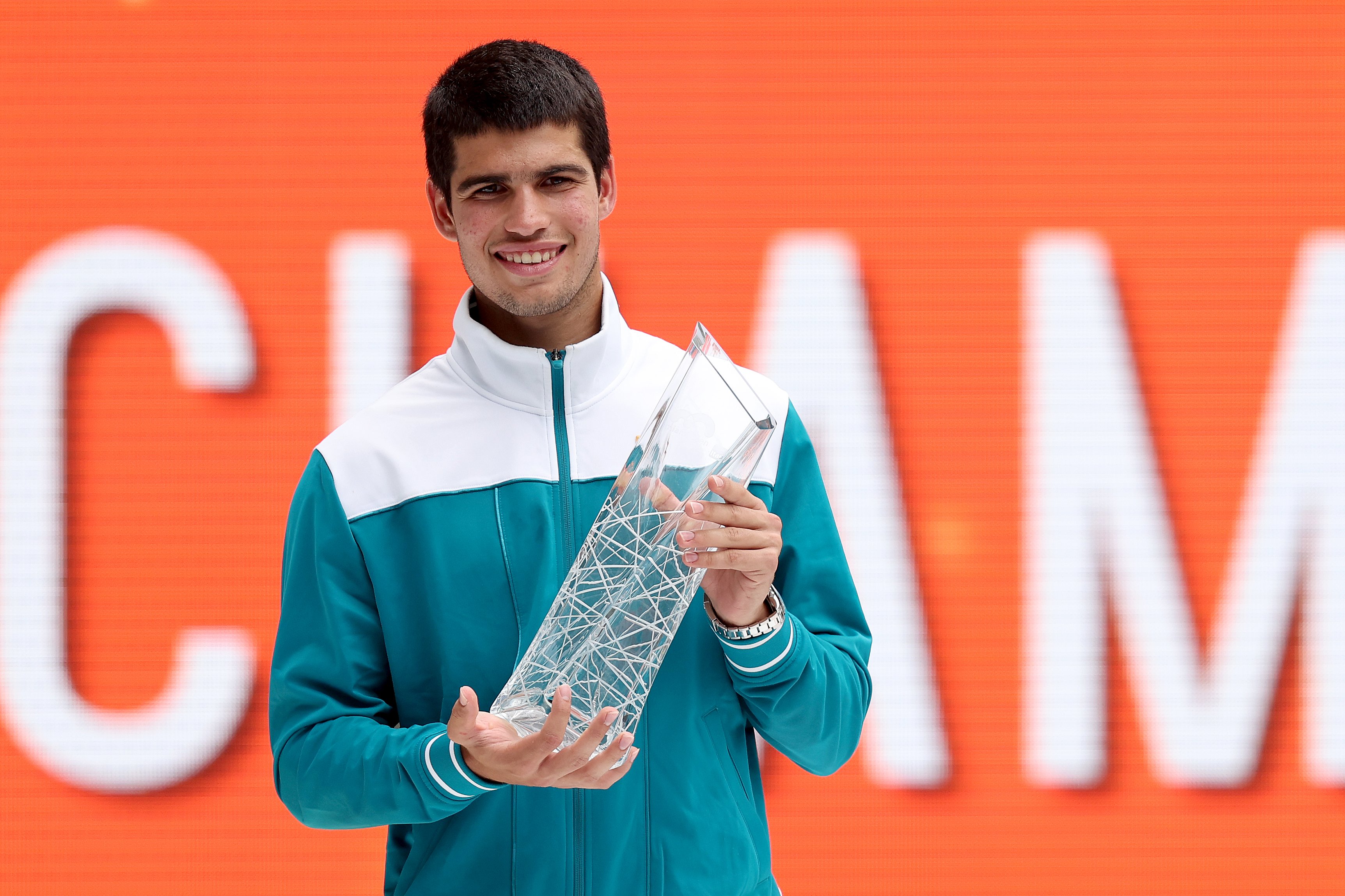 Tennis, fenomeno Alcaraz: a 18 anni trionfa a Miami