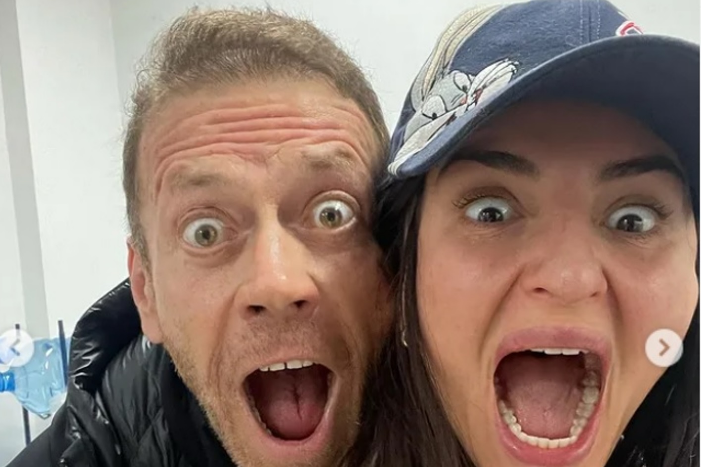 Arisa e Rocco Siffredi insieme su Instagram: “Non succede, ma se succede…”