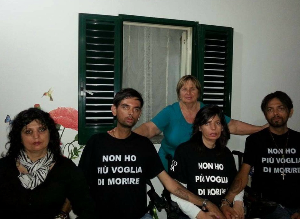 Caro bollette, disabile protesta a Lipari: “Costi insostenibili, serve bonus salvavita”