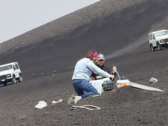 Etna: dalle fibre ottiche un aiuto per monitorare l’attività vulcanica